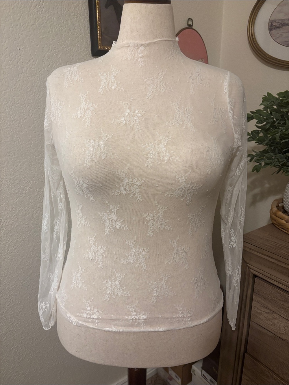 Floral Lace Mesh Layering Top-Color White-Size XL